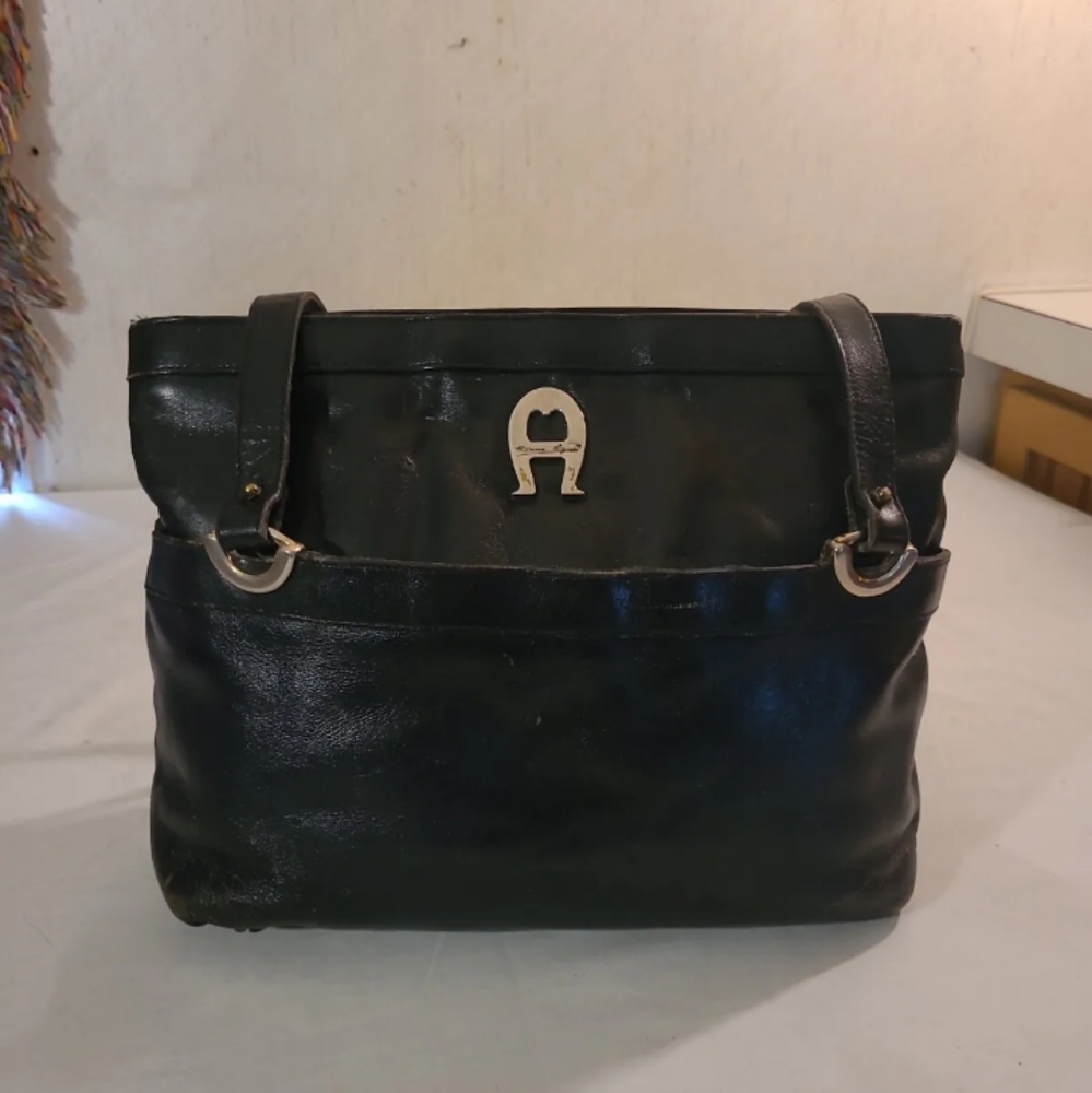 Rare vintage black Aigner handbag